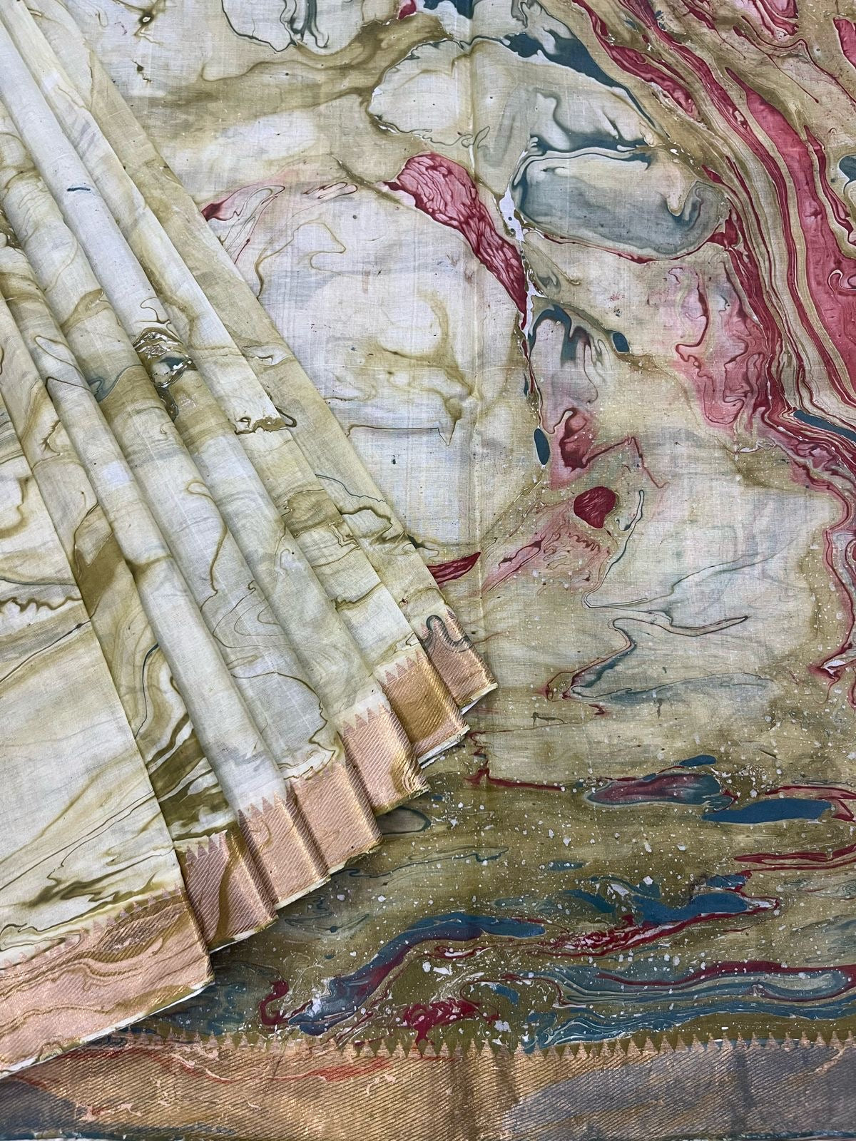 Marble saree