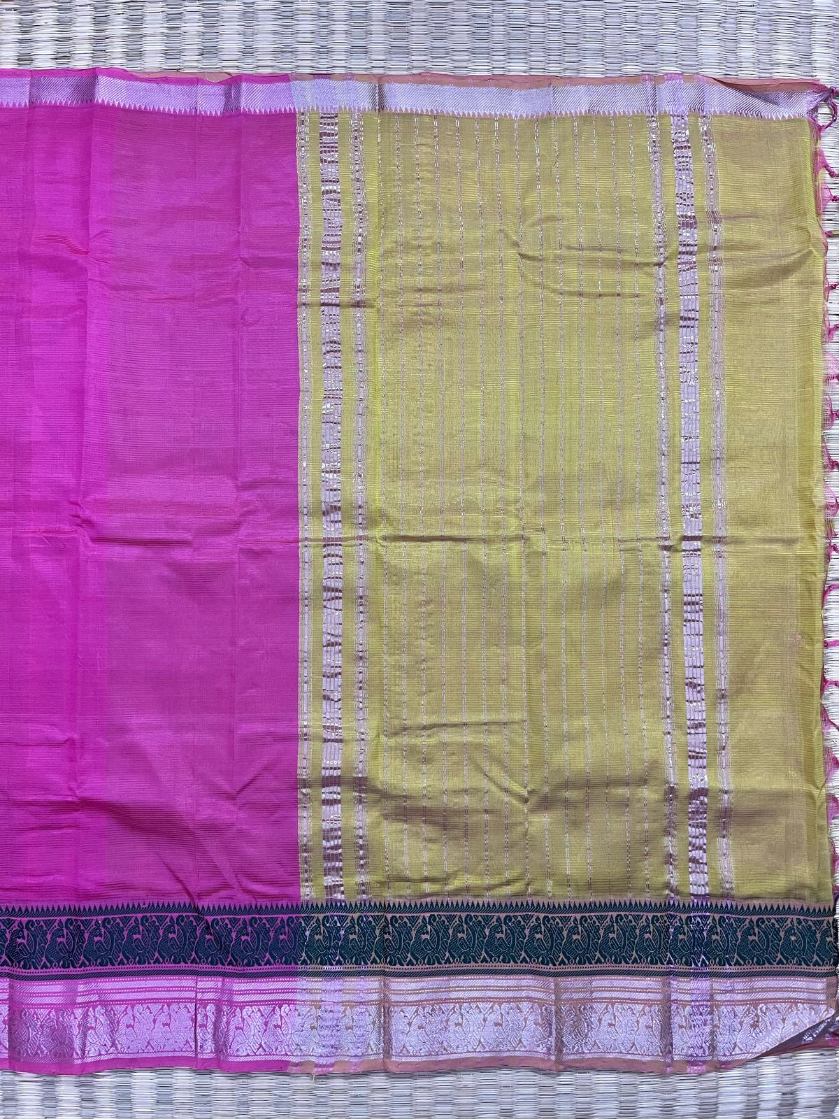 Zari and Thread border saree