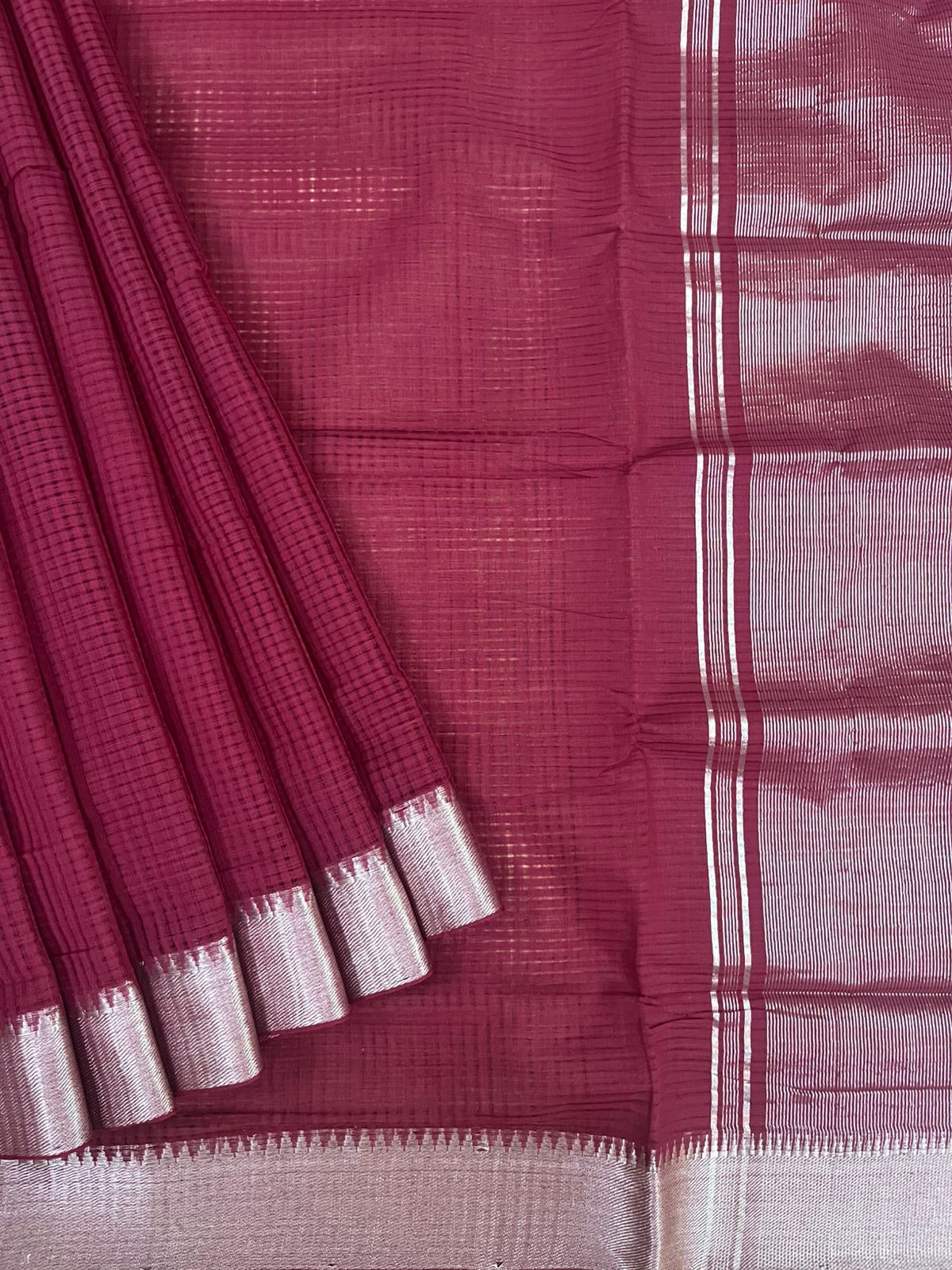 cotton missing check saree