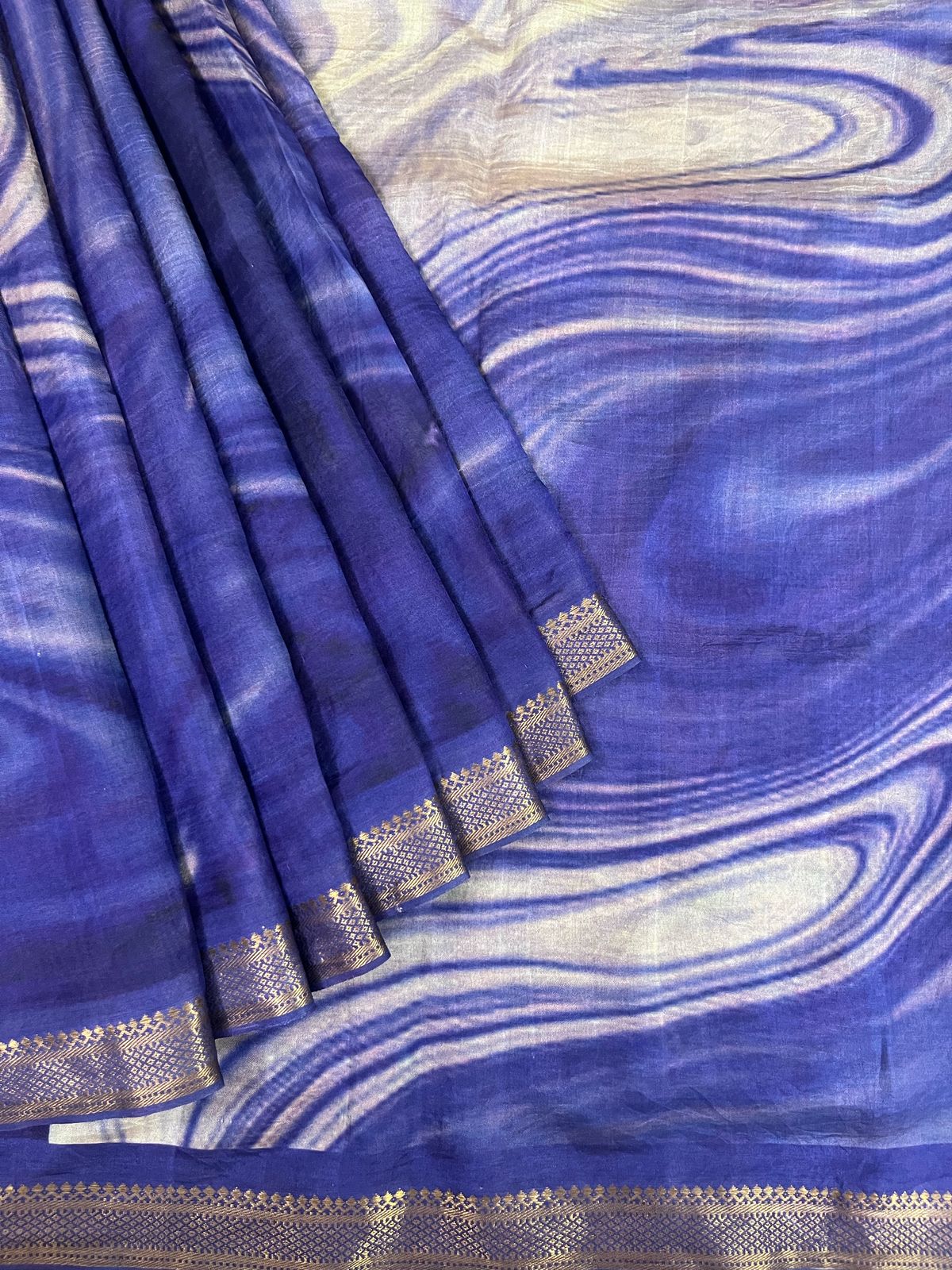 Marble saree