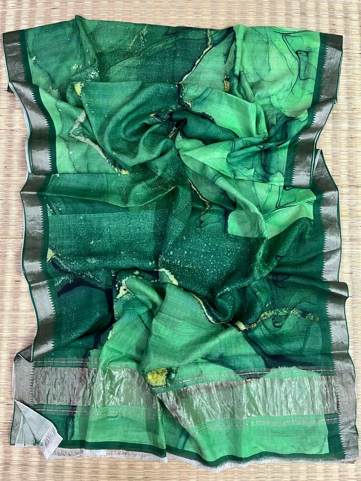 Marble saree