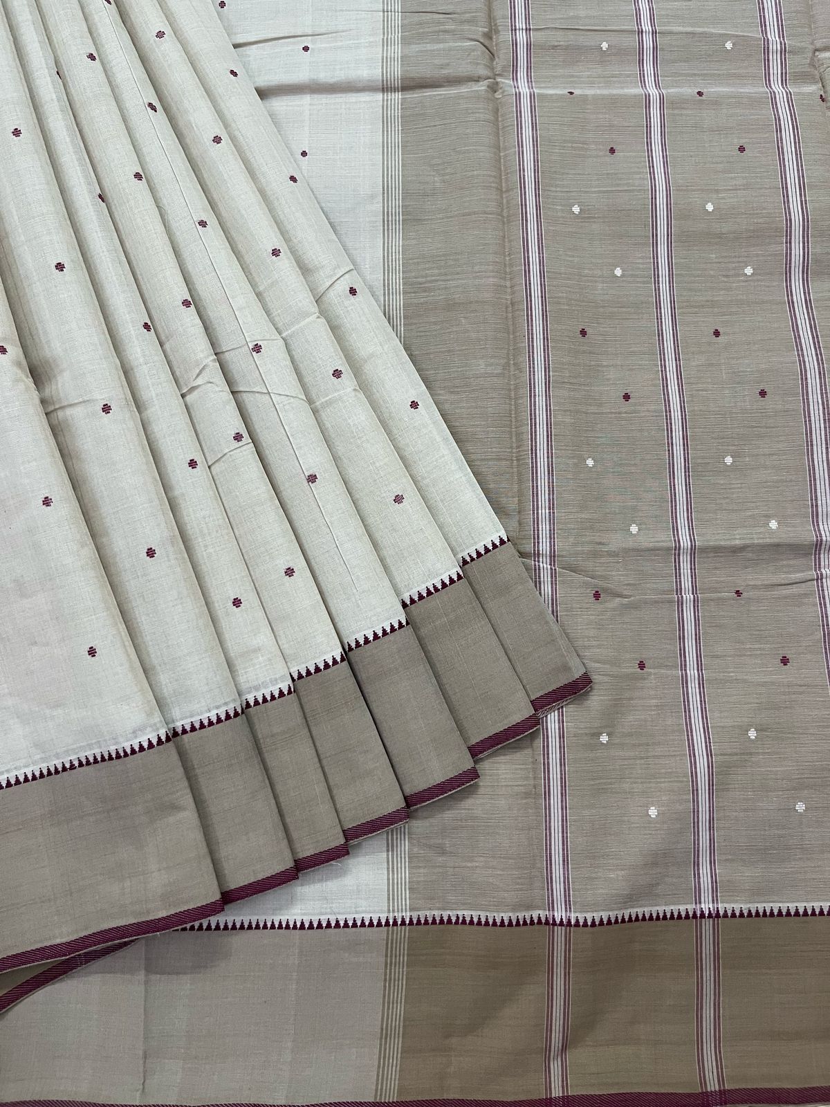 Buti saree