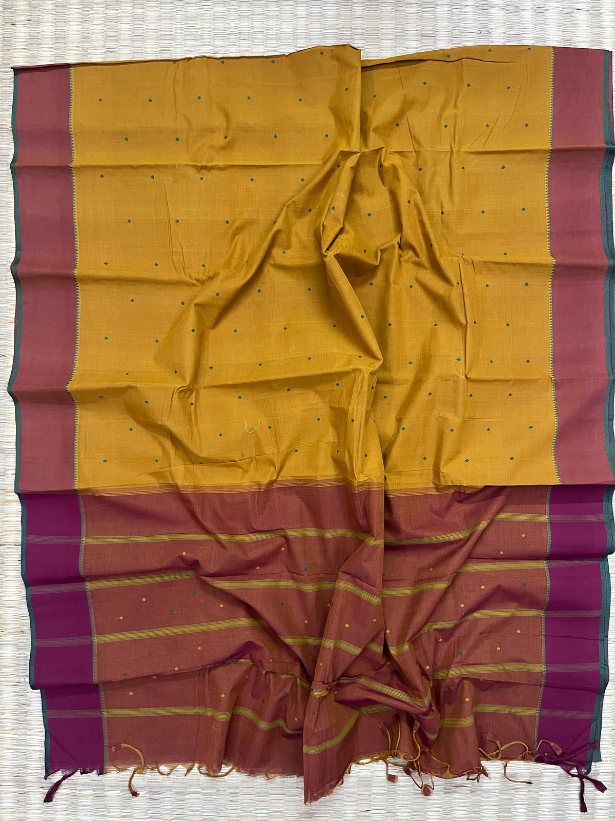 Buti saree