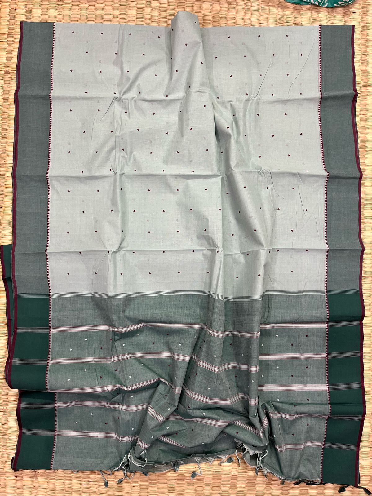 Buti saree