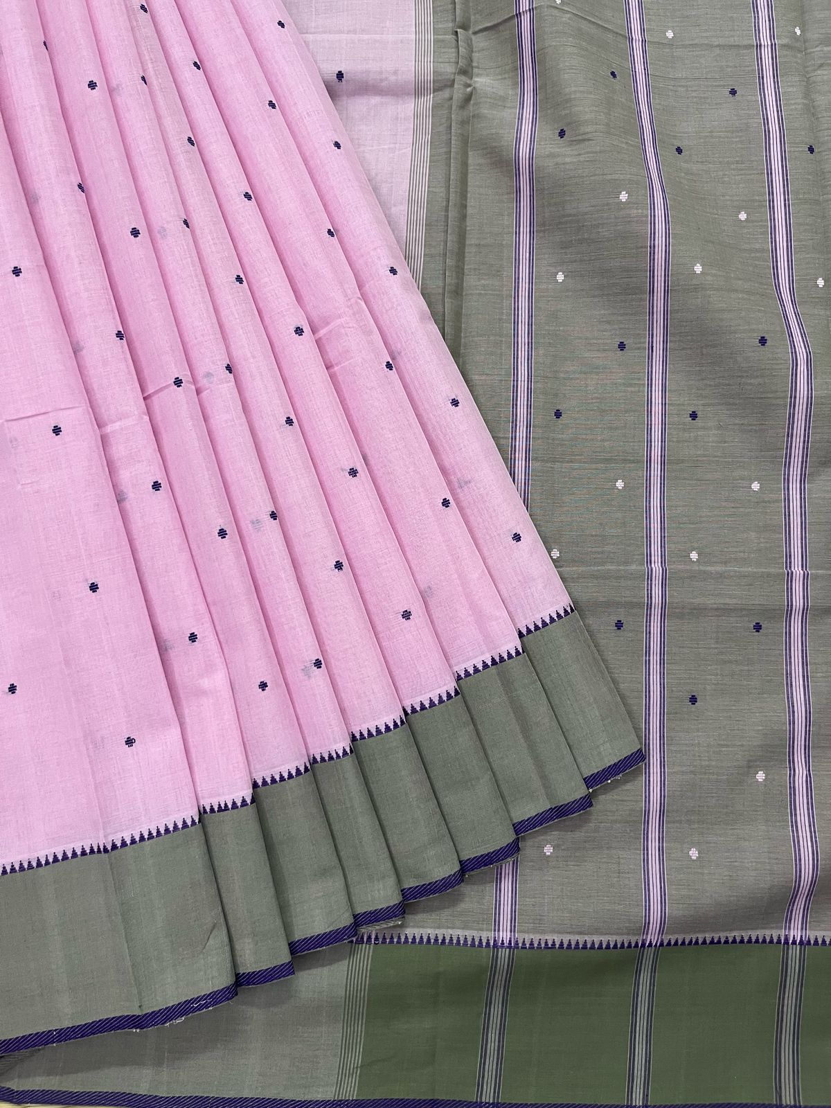 Buti saree