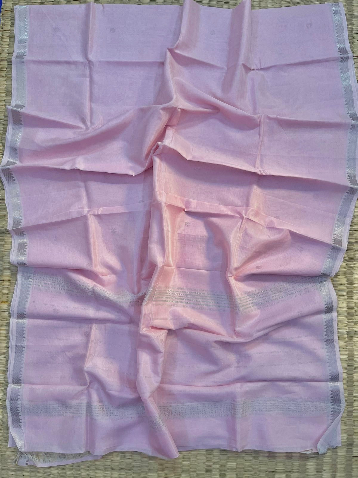 Jamdani saree