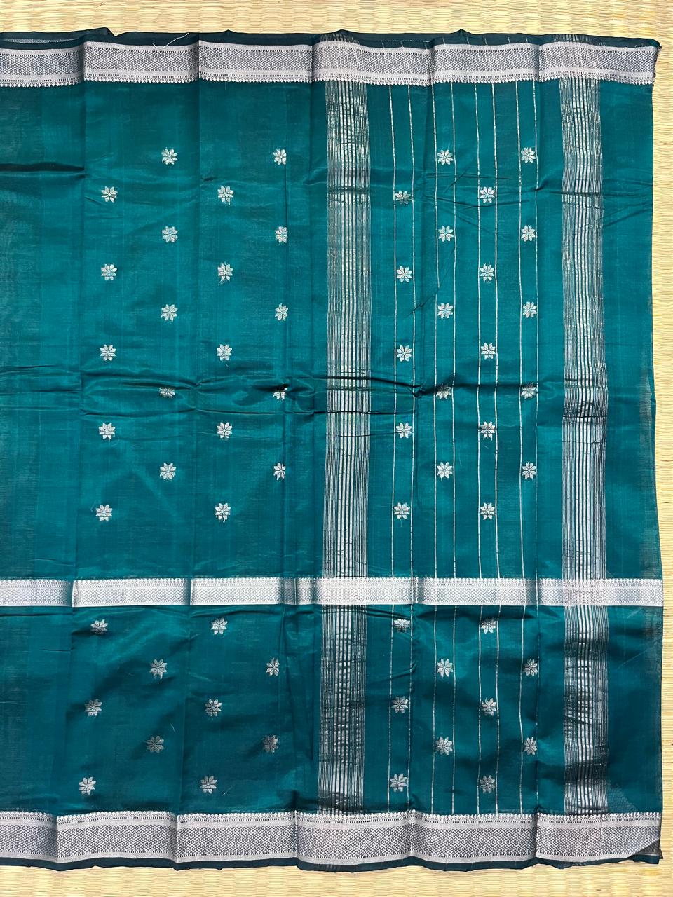 Jamdani saree