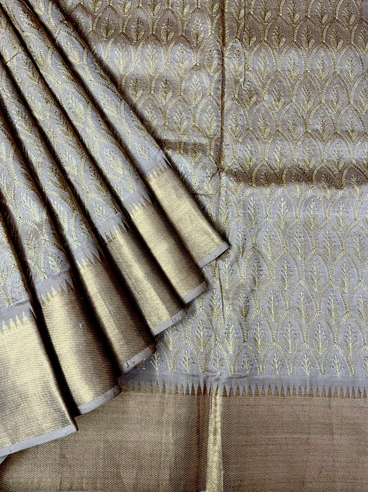 Chikankari saree
