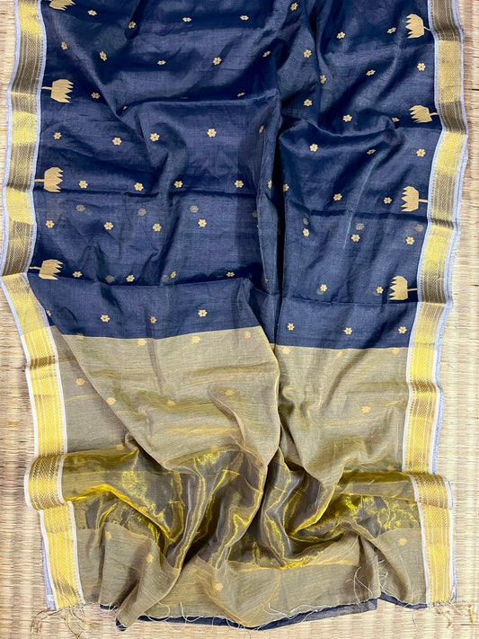 Muslin jamdani saree