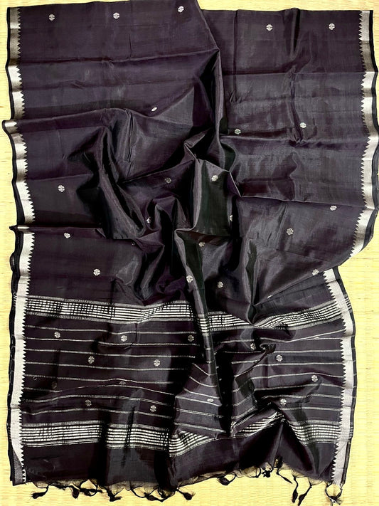 Jamdani saree