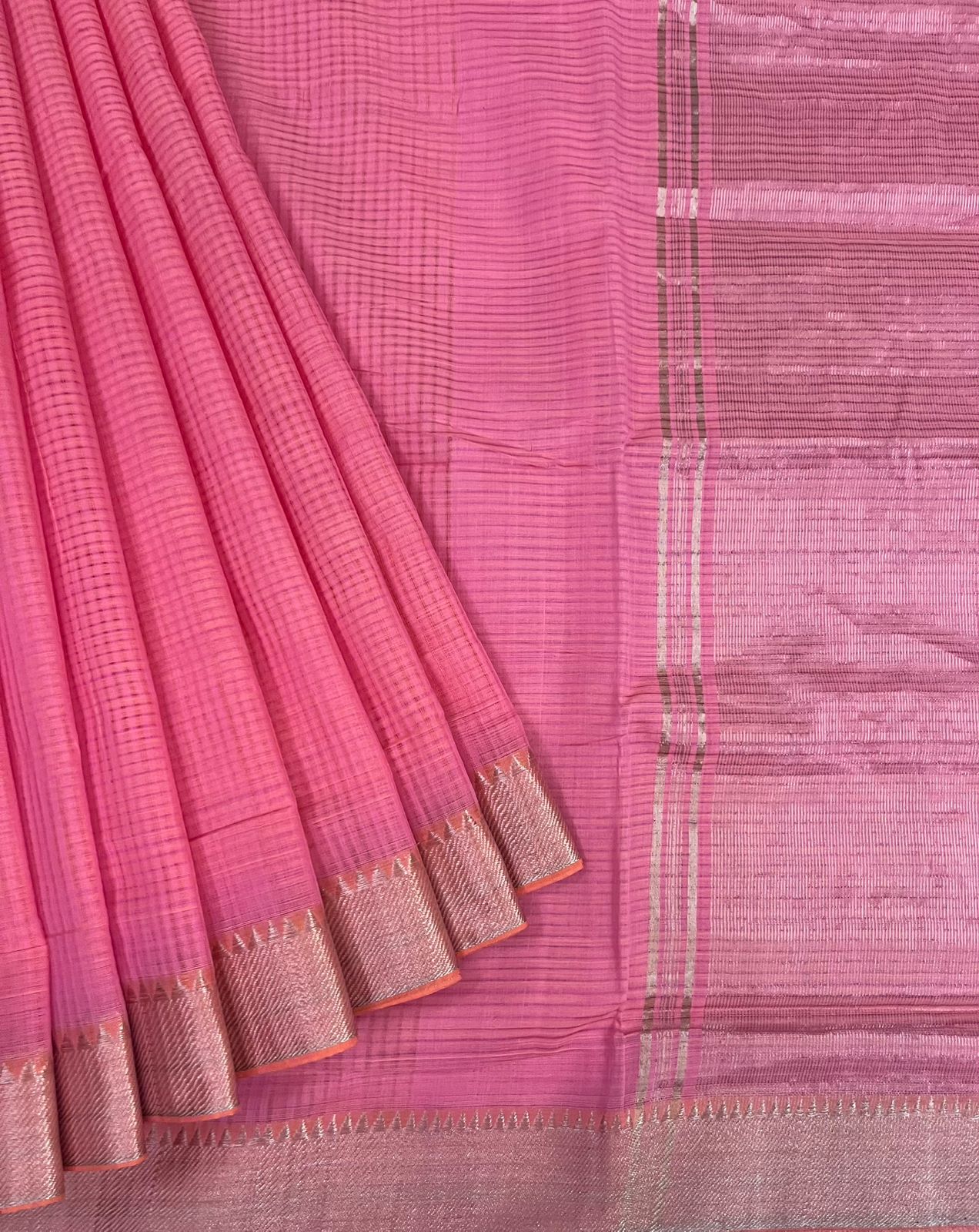 Cotton missing check saree