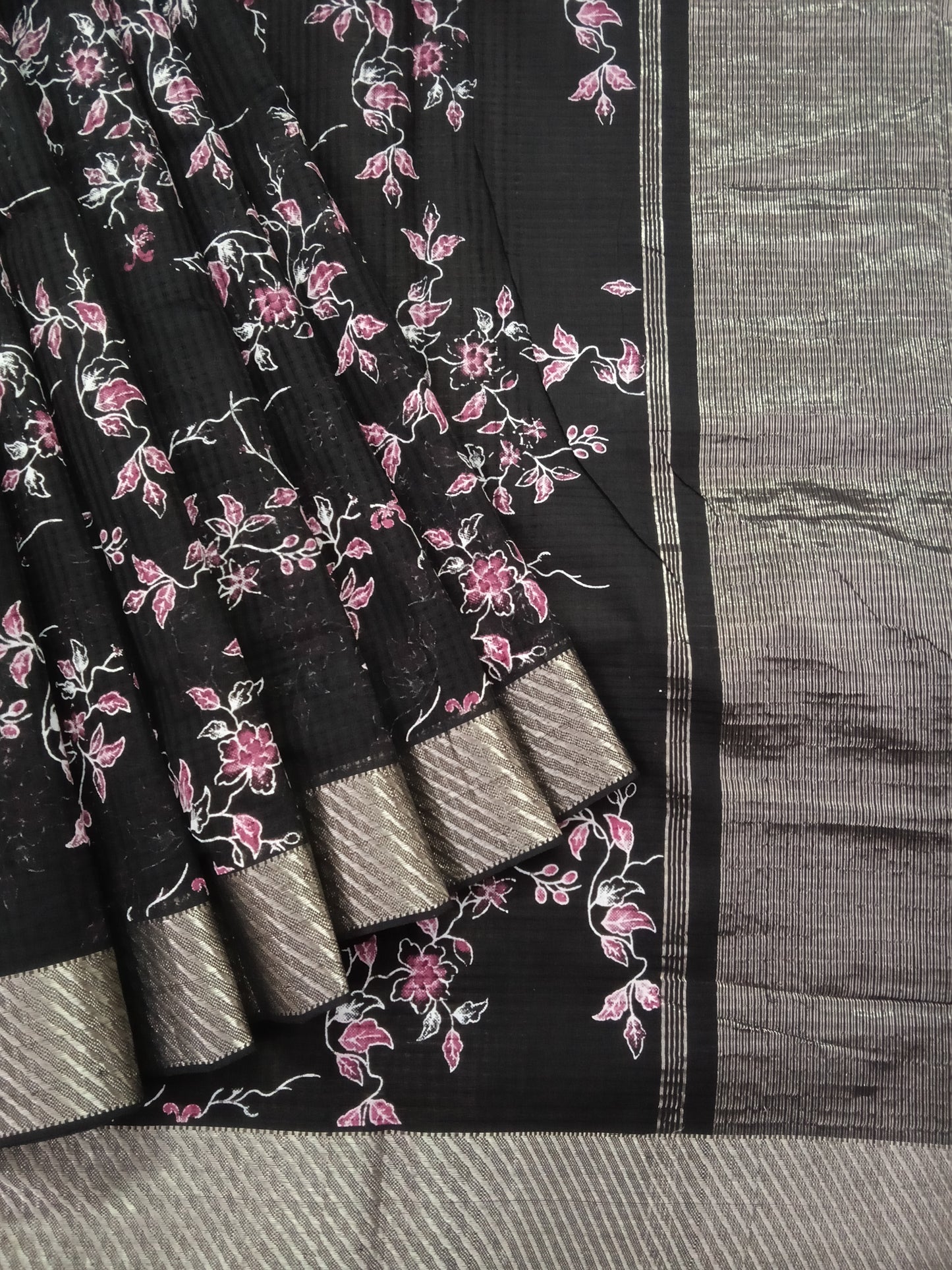 Cotton printed saree