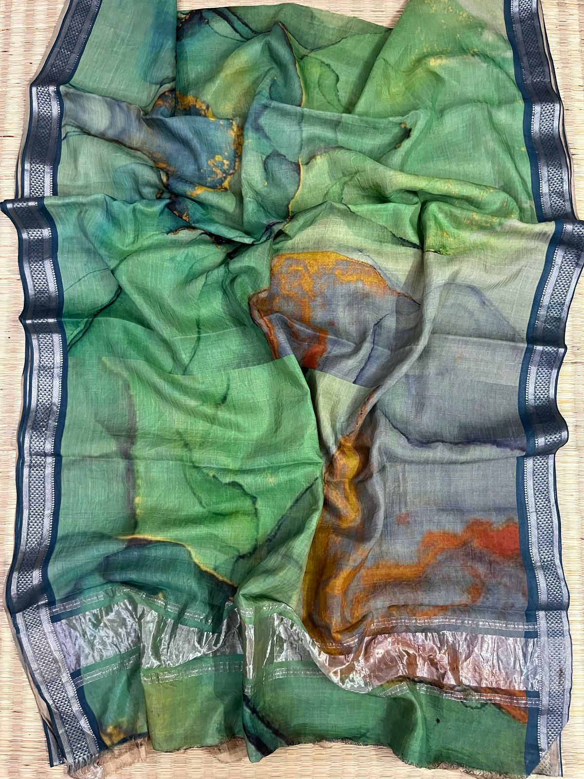 Marble saree