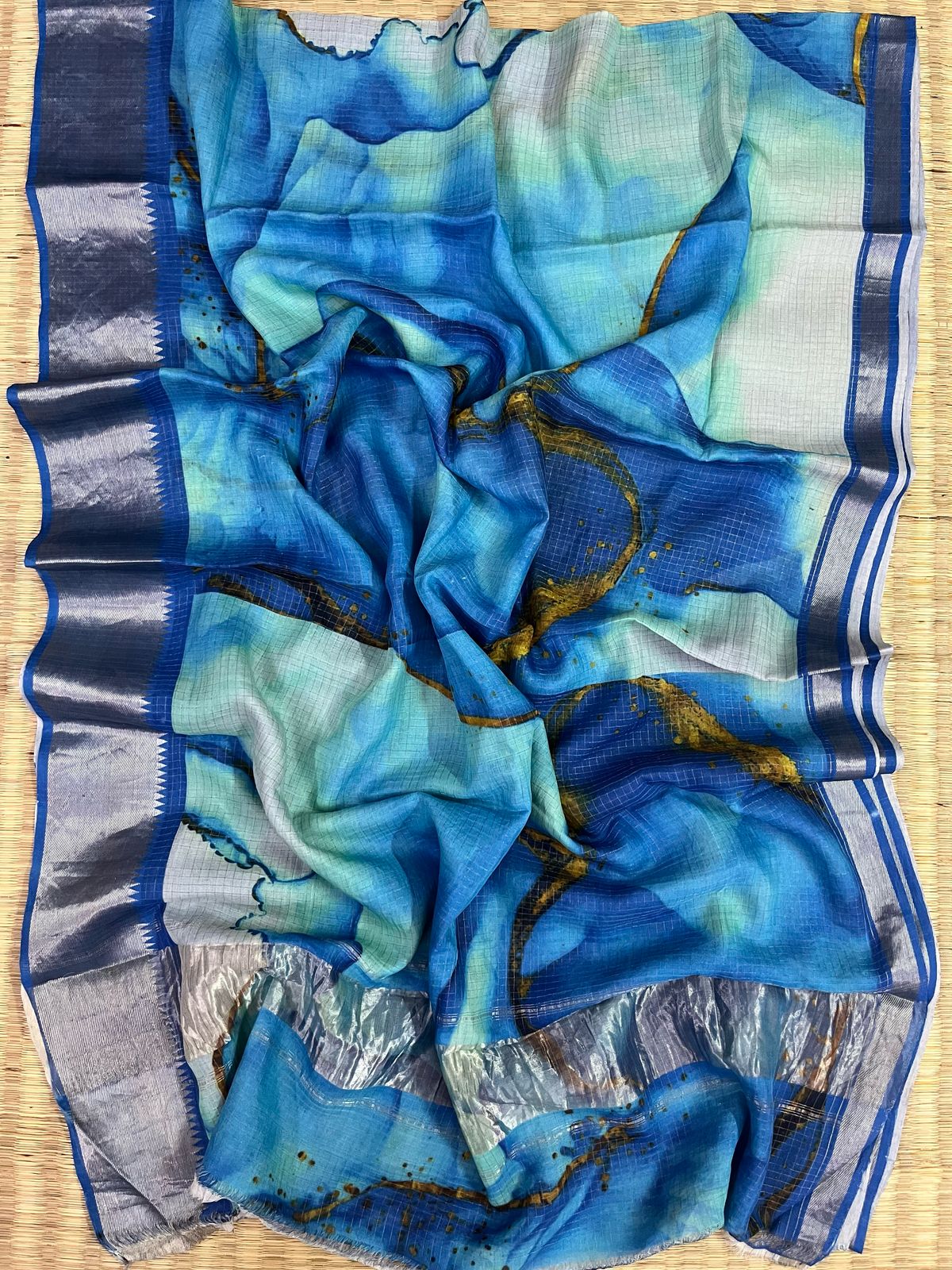 Marble saree