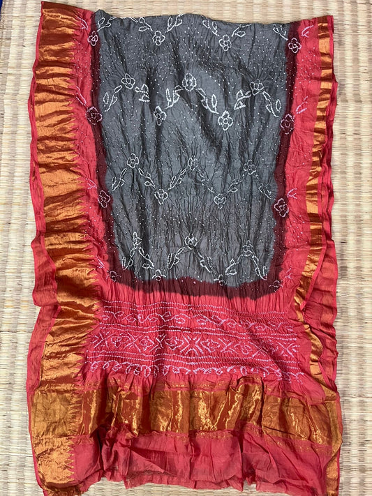 Bandhani saree