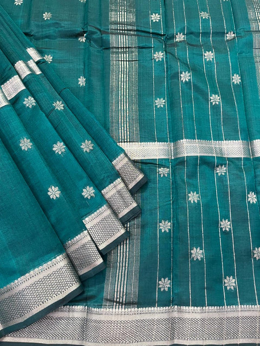 Jamdani saree